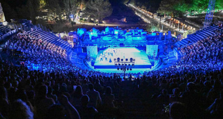 Efes Antik Tiyatrosu sanatla buluşuyor: 9. Uluslararası Efes Opera ve Bale Festivali başlıyor