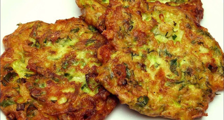 Evde kıyma yoksa bunu deneyin. Köfte kıvamında oluyor lezzeti farklı...