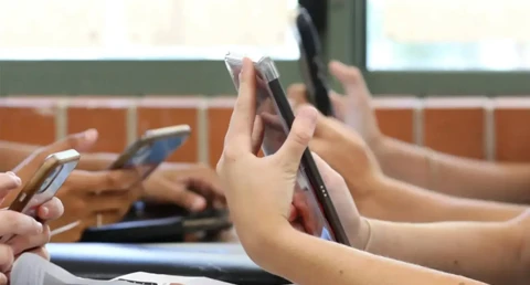 Milyonlarca cep telefonu kapanacak: Birkaç gün kaldı