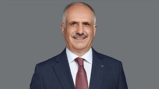 Osman Çelik kimdir?