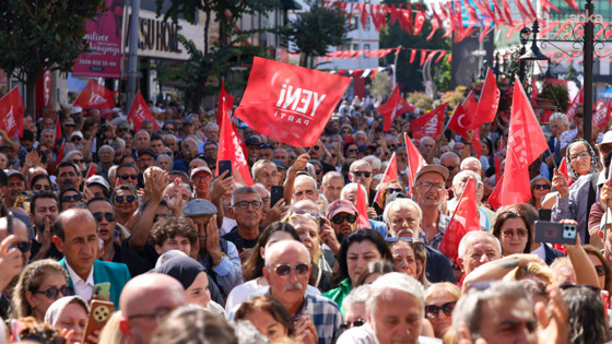 CHP'den istifa eden 242 belediye başkanı YENİ Parti'ye geçti