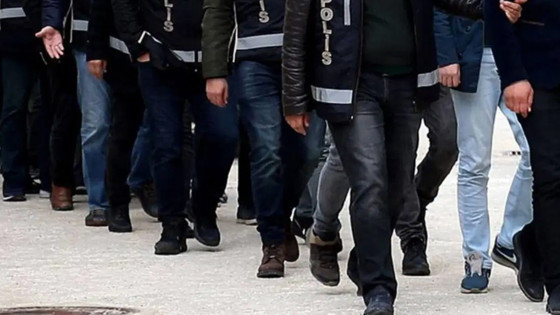 Organize suç örgütü operasyonu: 140 tabanca, 61 av tüfeği, 2 uzun namlulu, 23 kurusıkı…