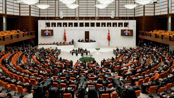 Meclis'te sandalye dağılımı değişti