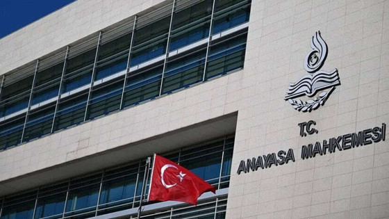 AYM’den memur maaşları için emsal nitelikte karar