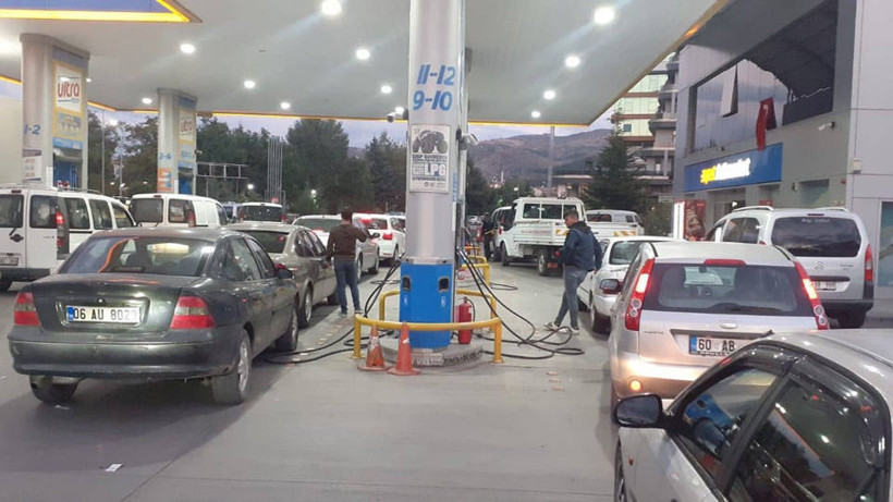 Otomobil sahipleri buna dikkat etsin: 1 depoda 1.025 TL fark - Fotoğraf: 2