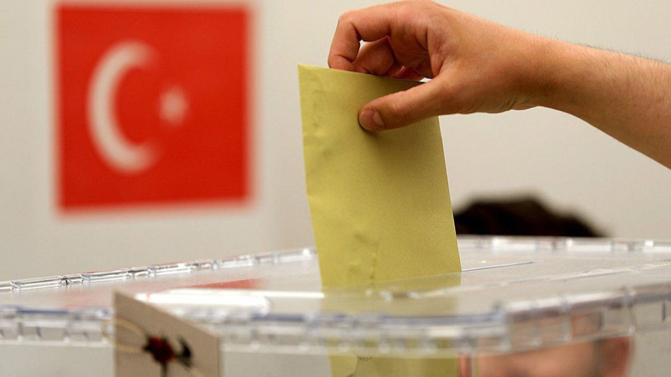 İstanbul 2. bölge anketi: Birinci parti değişti, fark 5,8 puan