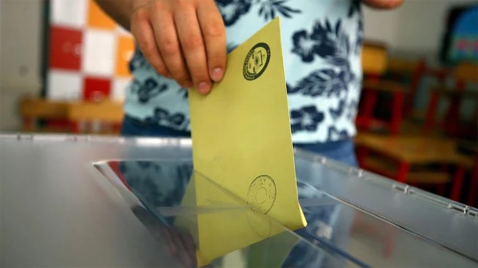 DEM Parti'nin kalesinde seçim anketi: Vekil sayıları değişiyor