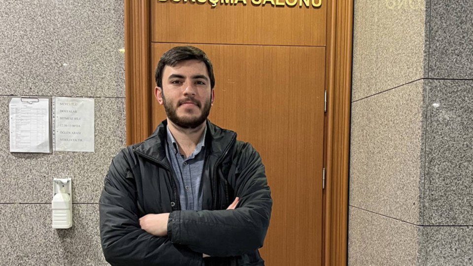 Gazeteci İsmail Arı gözaltına alındı!