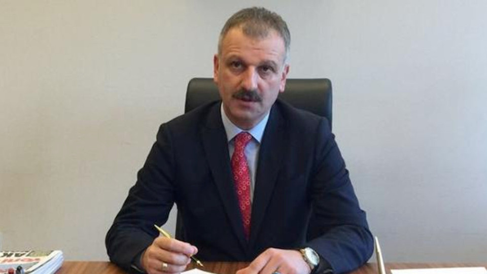 Londra merkezli MEE yazdı: 'Azerbaycan başörtüsü yasağını eleştiren Oktay Saral'ın görevden alınmasını istedi'