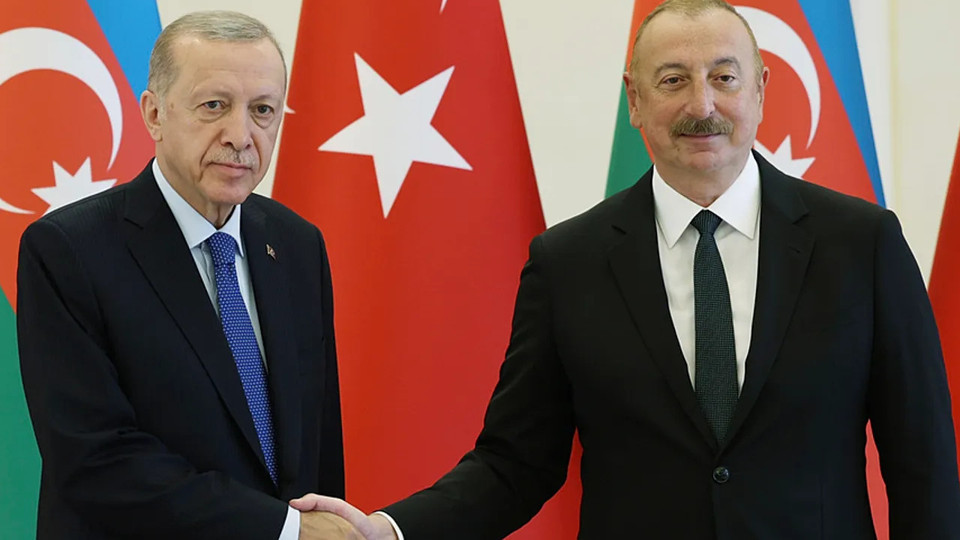 Erdoğan, Azerbaycan Cumhurbaşkanı Aliyev ile görüştü: Ankara'ya davet etti