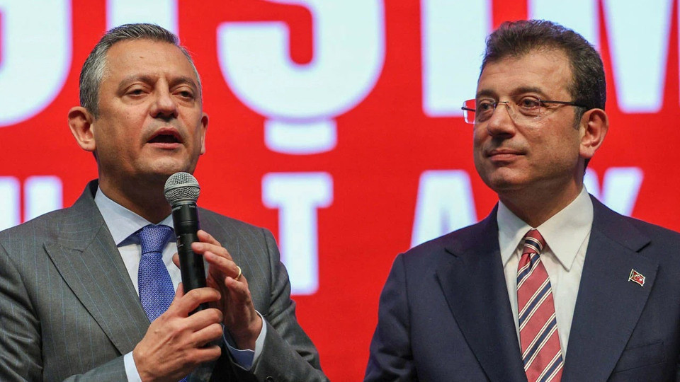 Özgür Özel ve Ekrem İmamoğlu'ndan Diyarbakır İl Kongresi'ne mesaj