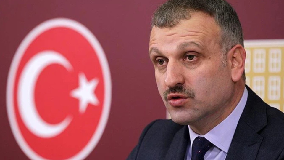 'Başörtüsü' tepkisi kriz çıkardı: Cumhurbaşkanı Başdanışmanı Oktay Saral görevden alındı