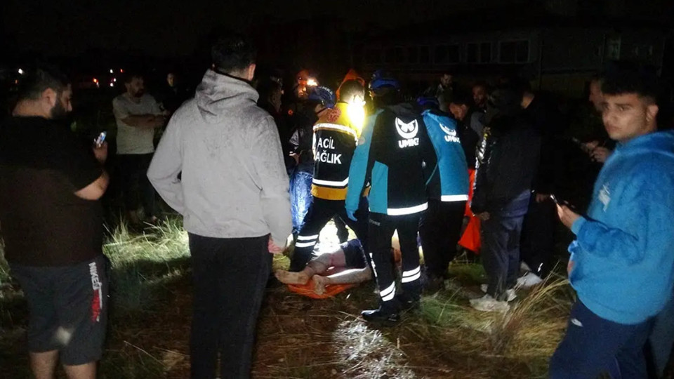 Antalya'da hortum faciası: 5 can kaybı! Konteynerler paramparça oldu