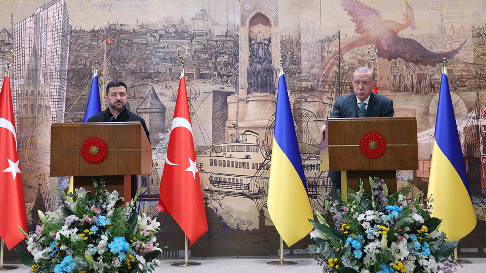 Erdoğan, Zelenskiy ile görüştü: Karadeniz'deki saldırıları kabul etmemiz mümkün değil