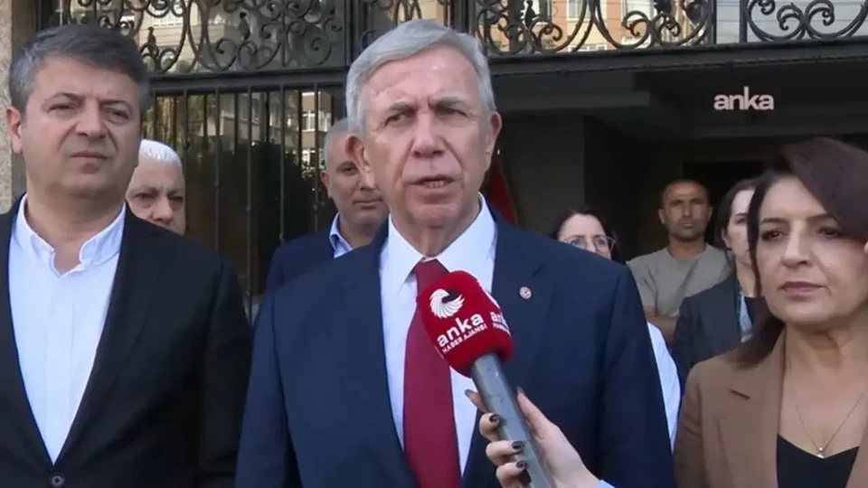 Mansur Yavaş'tan parti değiştirenlere yanıt